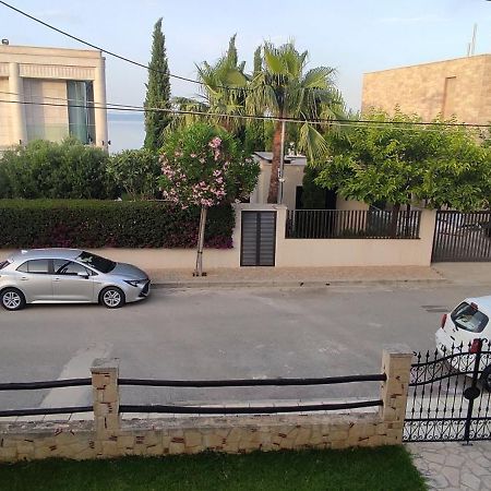 Apartmán Καλυψω Nea Poteidaia Exteriér fotografie